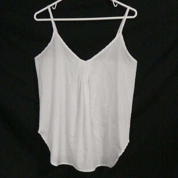 SEDUCTIONS | medium | Elegant White V-Neck Strappy Top - Picture 1 of 15